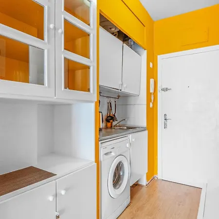 A 199m De La Playa Appartement *