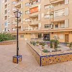 A 199m De La Playa Апартаменты Торевьиа